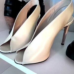 Jimmy Choo Shar 100  peep toe pumps